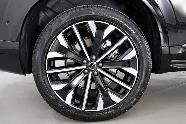 new 2025 Volvo XC90 car, priced at $68,155