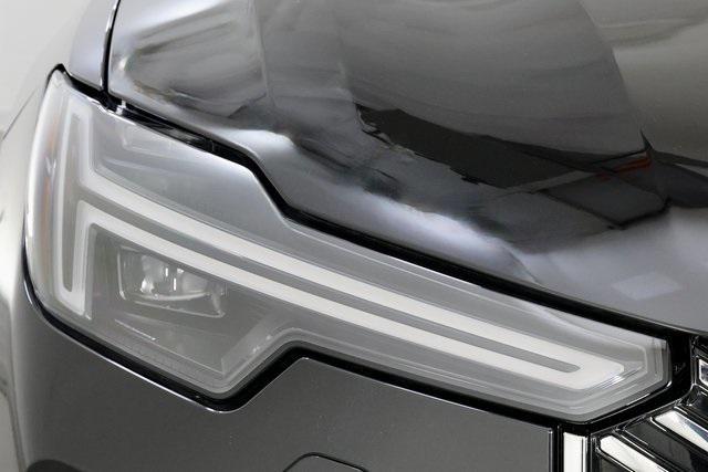 new 2025 Volvo XC90 car, priced at $68,155
