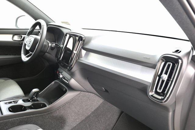 used 2025 Volvo XC40 car, priced at $38,990