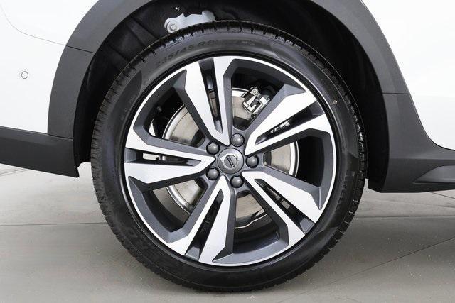 new 2026 Volvo V60 Cross Country car, priced at $57,450
