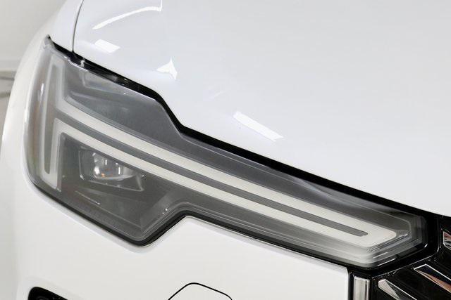 new 2026 Volvo XC90 car, priced at $71,825