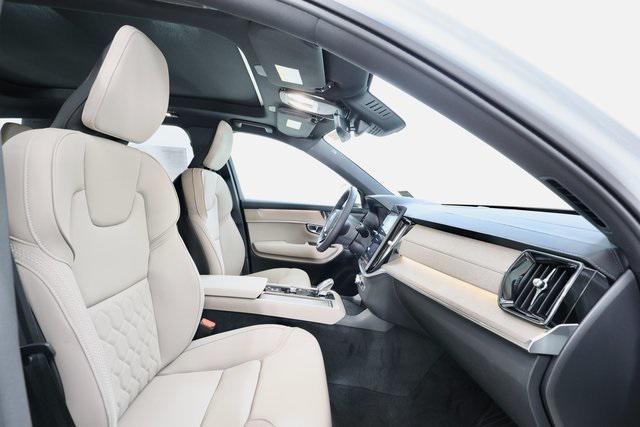 new 2026 Volvo XC90 car, priced at $71,825