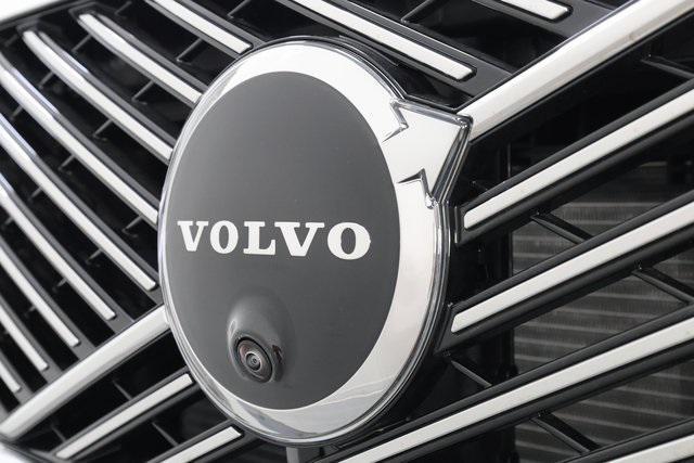 new 2026 Volvo XC90 car, priced at $71,825