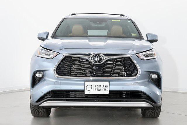 used 2022 Toyota Highlander car, priced at $40,590