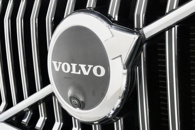 used 2022 Volvo XC60 car, priced at $35,990