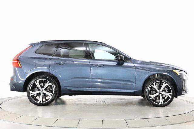 used 2022 Volvo XC60 car, priced at $37,790