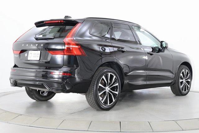 new 2025 Volvo XC60 car, priced at $55,360