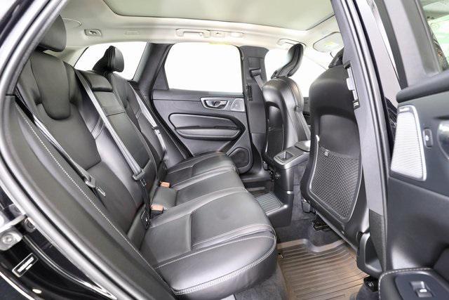 used 2022 Volvo XC60 Recharge Plug-In Hybrid car, priced at $39,990