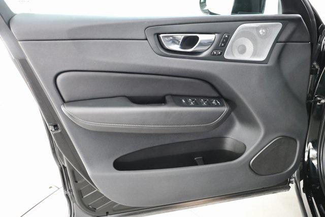 used 2022 Volvo XC60 Recharge Plug-In Hybrid car, priced at $39,990