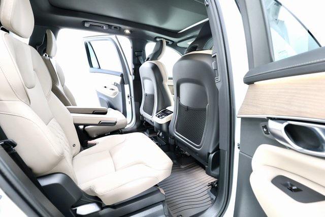 new 2025 Volvo XC90 car, priced at $65,405