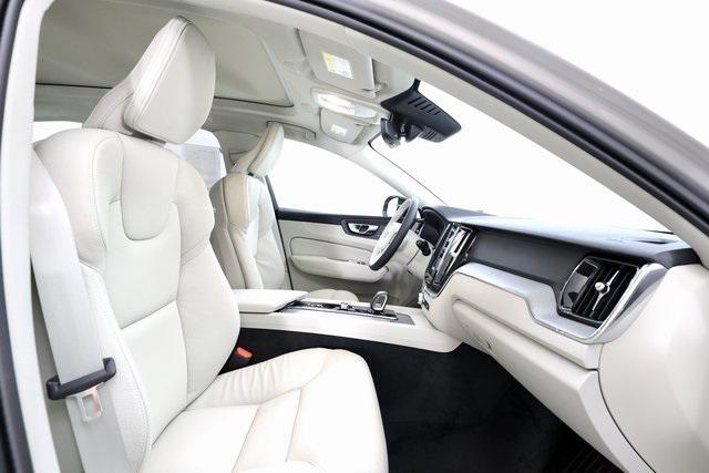 new 2025 Volvo XC60 car, priced at $54,515
