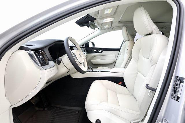 new 2025 Volvo XC60 car, priced at $54,515