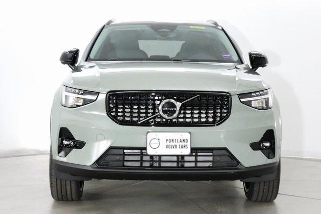 new 2025 Volvo XC40 car, priced at $53,900