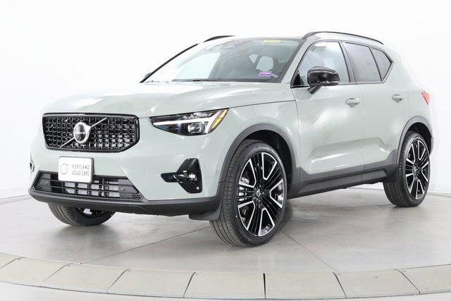 new 2025 Volvo XC40 car, priced at $53,900