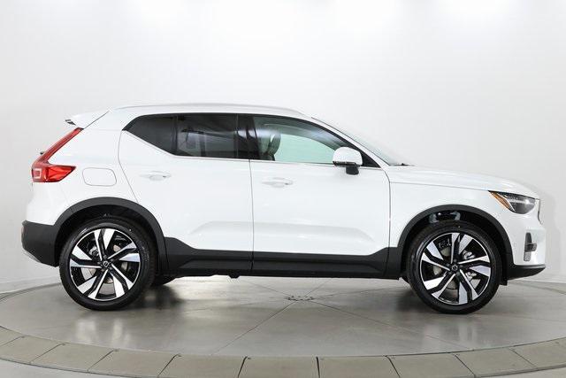 new 2024 Volvo XC40 car, priced at $48,885