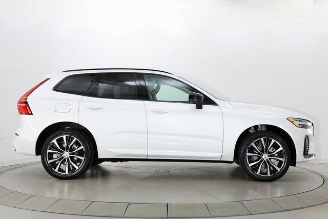 new 2025 Volvo XC60 car, priced at $52,585