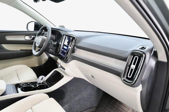 new 2026 Volvo XC40 car, priced at $49,975