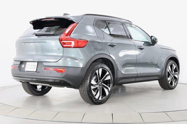 new 2026 Volvo XC40 car, priced at $49,975