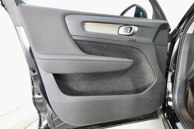 used 2025 Volvo XC40 car, priced at $34,990