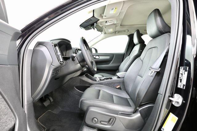 used 2025 Volvo XC40 car, priced at $34,990