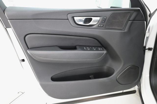 used 2022 Volvo XC60 car, priced at $38,990
