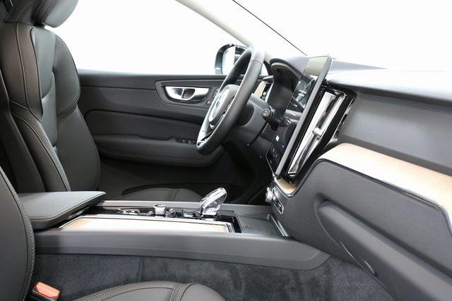 new 2026 Volvo XC60 car, priced at $54,985