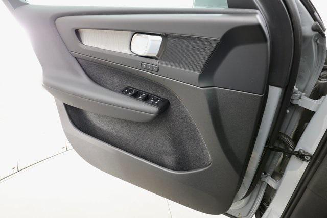 new 2025 Volvo XC40 car, priced at $48,810