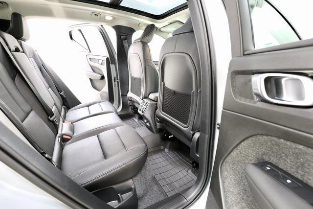 new 2025 Volvo XC40 car, priced at $48,810