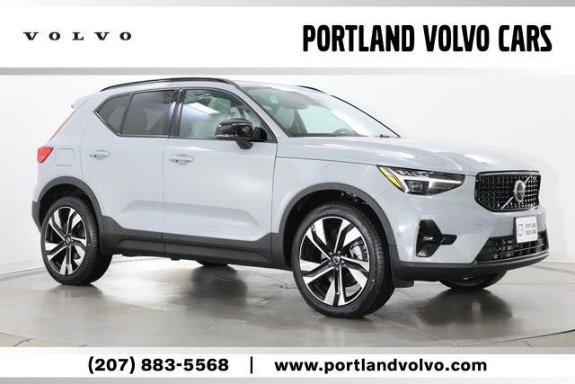 new 2025 Volvo XC40 car, priced at $50,040