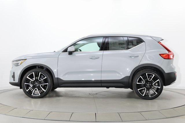 new 2025 Volvo XC40 car, priced at $55,865
