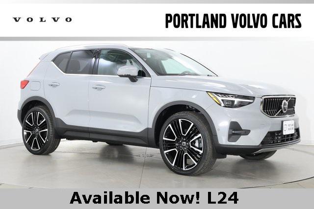 new 2025 Volvo XC40 car, priced at $48,447