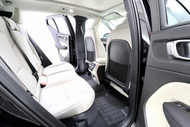 new 2025 Volvo XC40 car, priced at $47,335