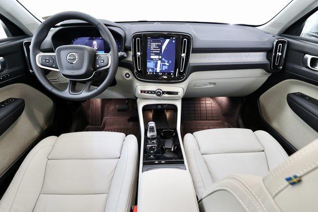 new 2025 Volvo XC40 car, priced at $47,335