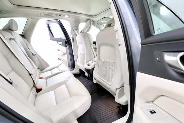 used 2023 Volvo XC60 car, priced at $41,990