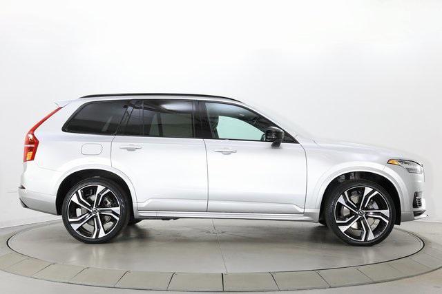 used 2022 Volvo XC90 Recharge Plug-In Hybrid car, priced at $48,590