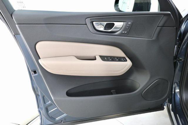 new 2026 Volvo XC60 car, priced at $54,985