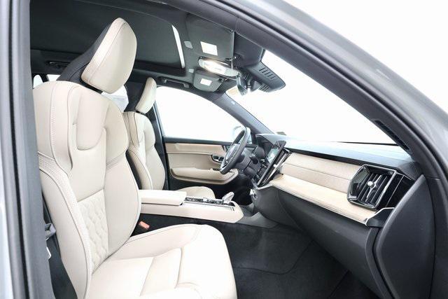 new 2025 Volvo XC90 Plug-In Hybrid car, priced at $75,895