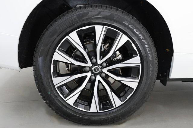 used 2023 Volvo XC60 car, priced at $34,990