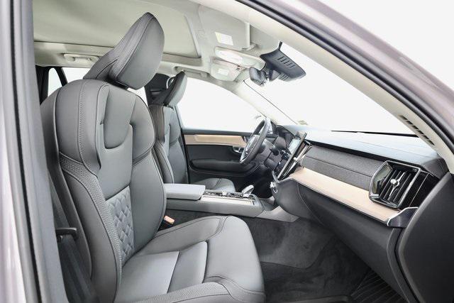 new 2026 Volvo XC90 Plug-In Hybrid car, priced at $83,325