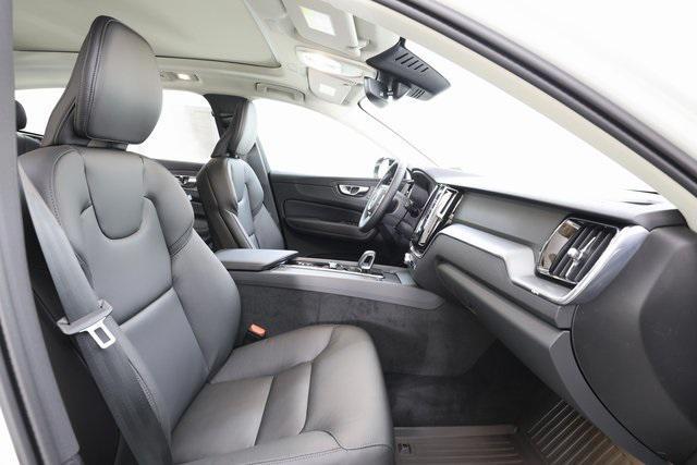 new 2025 Volvo XC60 car, priced at $49,705