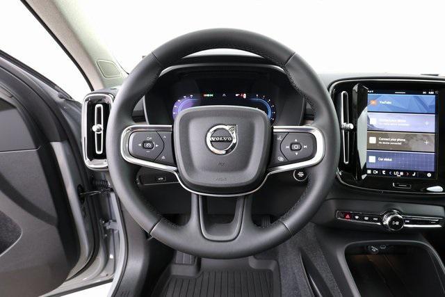 new 2025 Volvo XC40 car, priced at $54,115