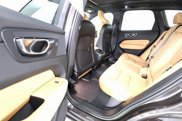 used 2022 Volvo XC60 car, priced at $37,990