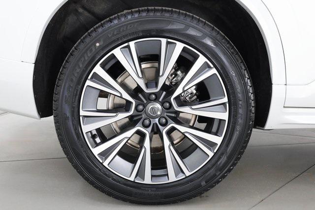 used 2022 Volvo XC90 car, priced at $43,990