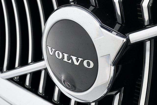 used 2022 Volvo XC90 car, priced at $43,990