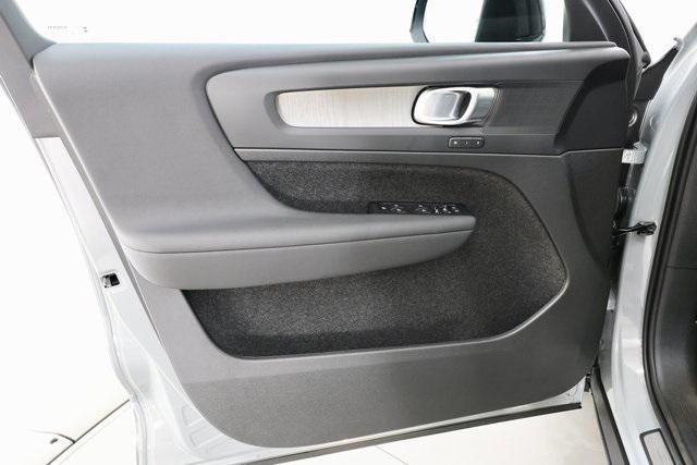 new 2026 Volvo XC40 car, priced at $48,150