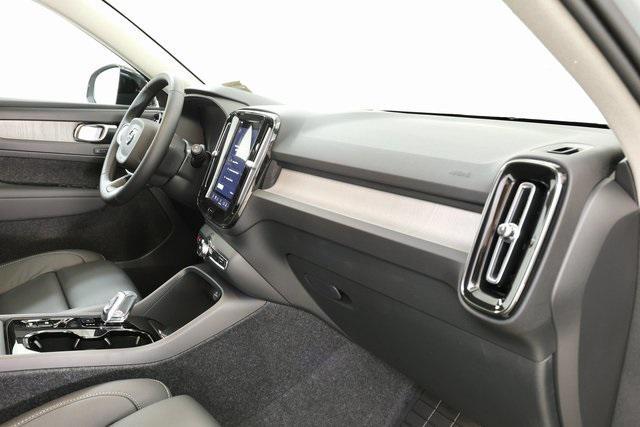 new 2026 Volvo XC40 car, priced at $48,150