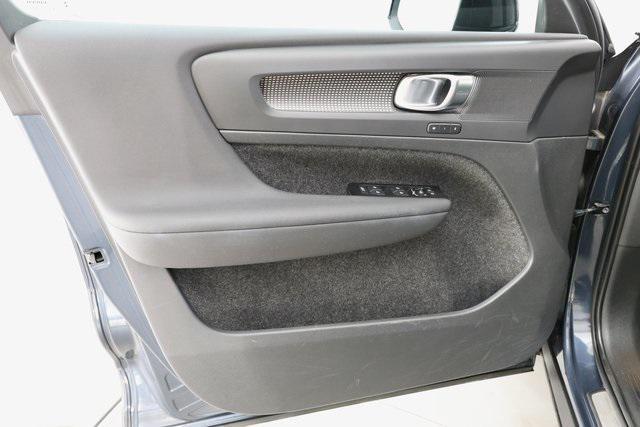 used 2022 Volvo XC40 Recharge Pure Electric car, priced at $26,990