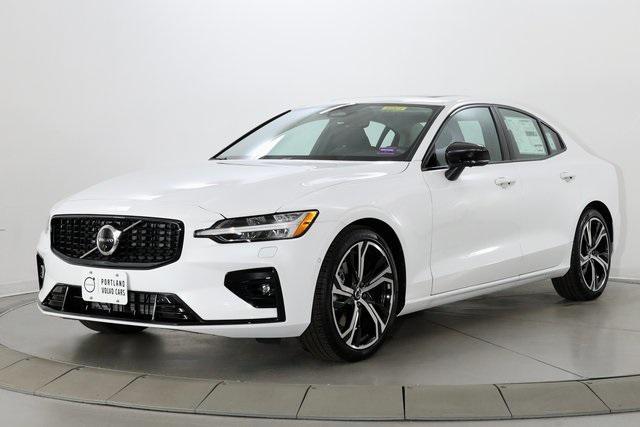 new 2025 Volvo S60 car, priced at $45,915