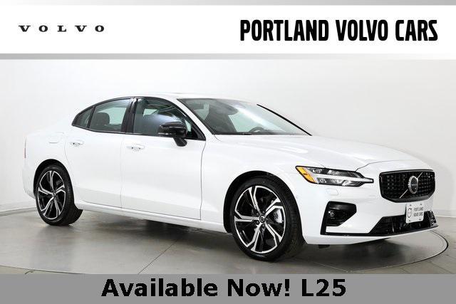 new 2025 Volvo S60 car, priced at $44,915