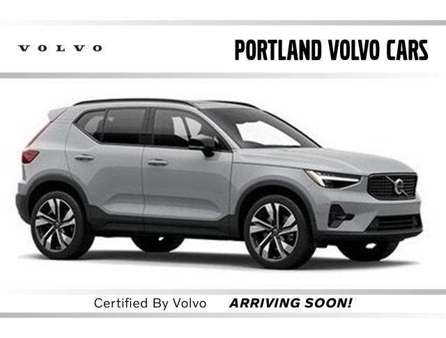 used 2025 Volvo XC40 car, priced at $32,990